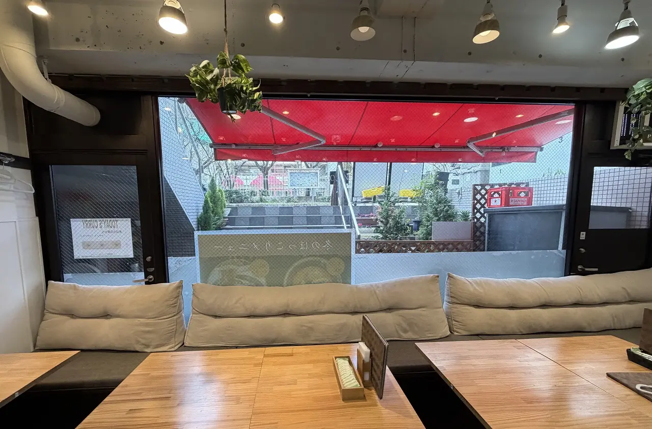 【神戸市東灘区】本格インドカレー店「Asian Kitchen PAR（パール）」岡本店 ナン食べ放題付きで、1,100円って安すぎる～♪