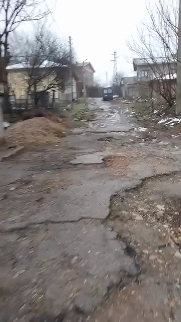 ロム、ムラデノボ地区