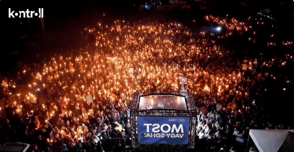 神の民が押し寄せている