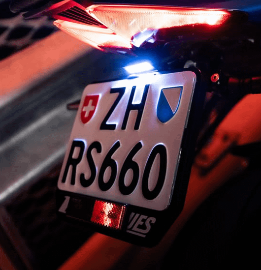 この種の自転車用のカスタムプレートはどこで入手できますか?