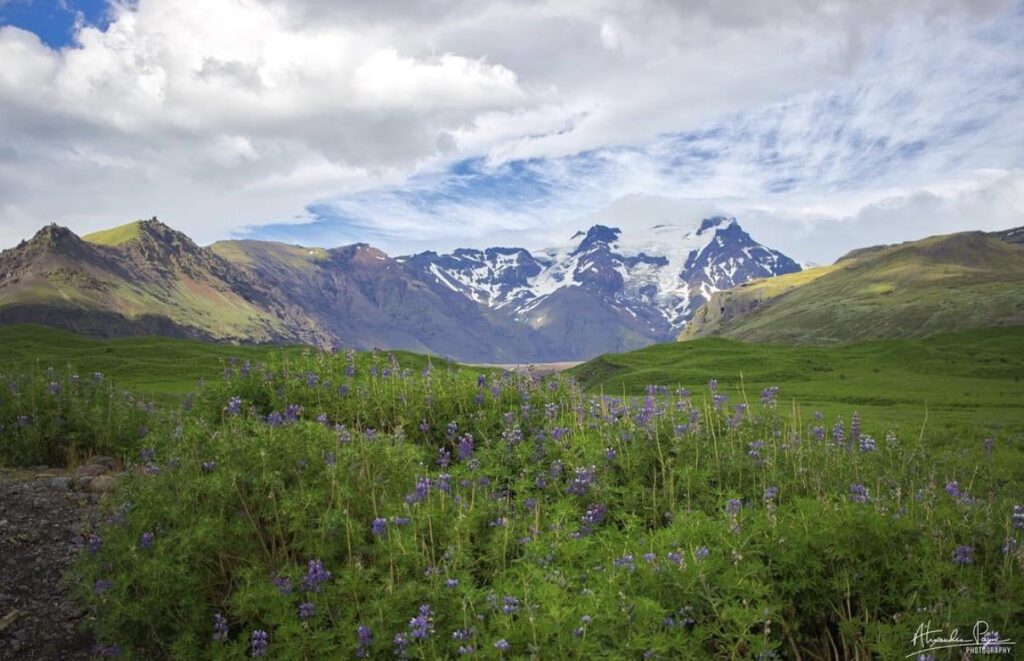 この写真は数年前にアイスランドを訪れたときに撮りました。誰か場所についての情報を知っている人はいますか？