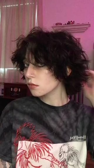 代わりのヘアスタイリストを探しています