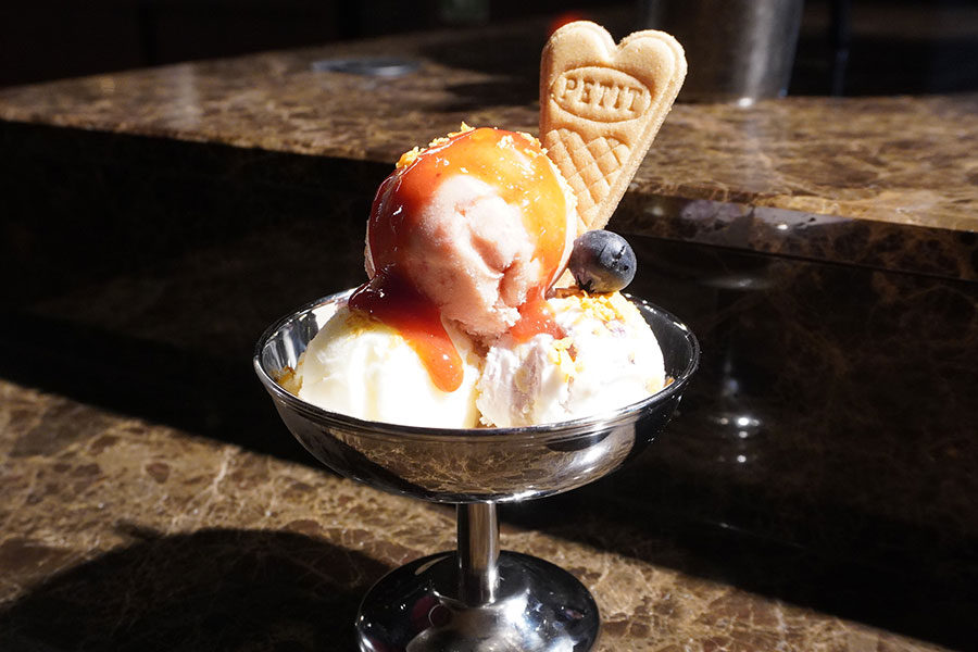 20種類のアイスクリームから選べる「アイスクリームアトリエ」（2月27日撮影／野村真帆）