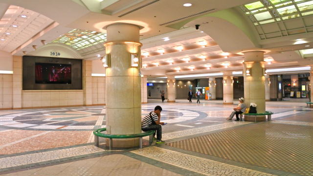 広島駅南側地下広場の写真