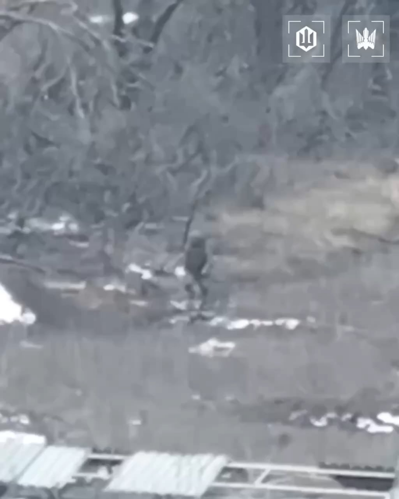 マジャールの鳥のドローンがロシア兵士を残忍な方法で排除、2026 年 1 月 3 日公開