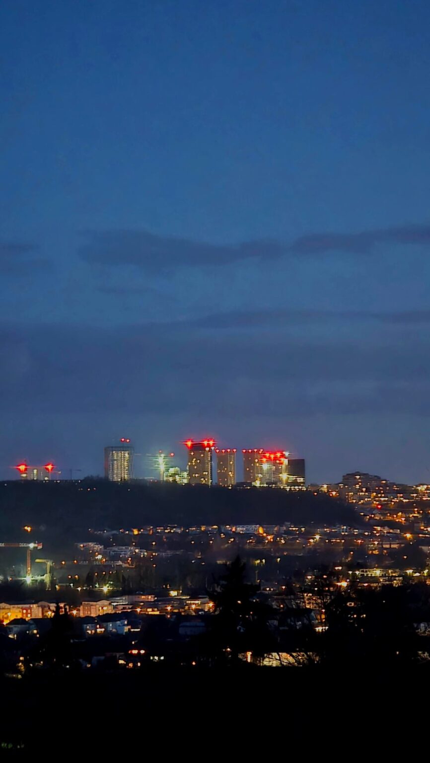 ルクセンブルクの市と国から撮った写真をランダムに編集