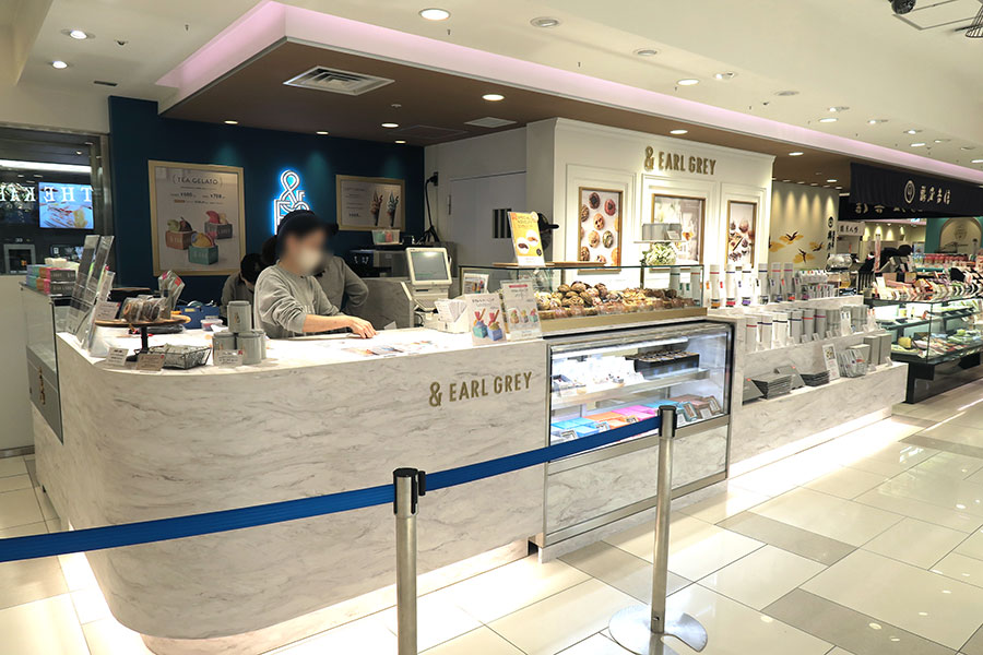 大丸梅田店にオープンした「＆EARL GREY（アンドアールグレイ）」（3月1日／Lmaga.jp撮影）