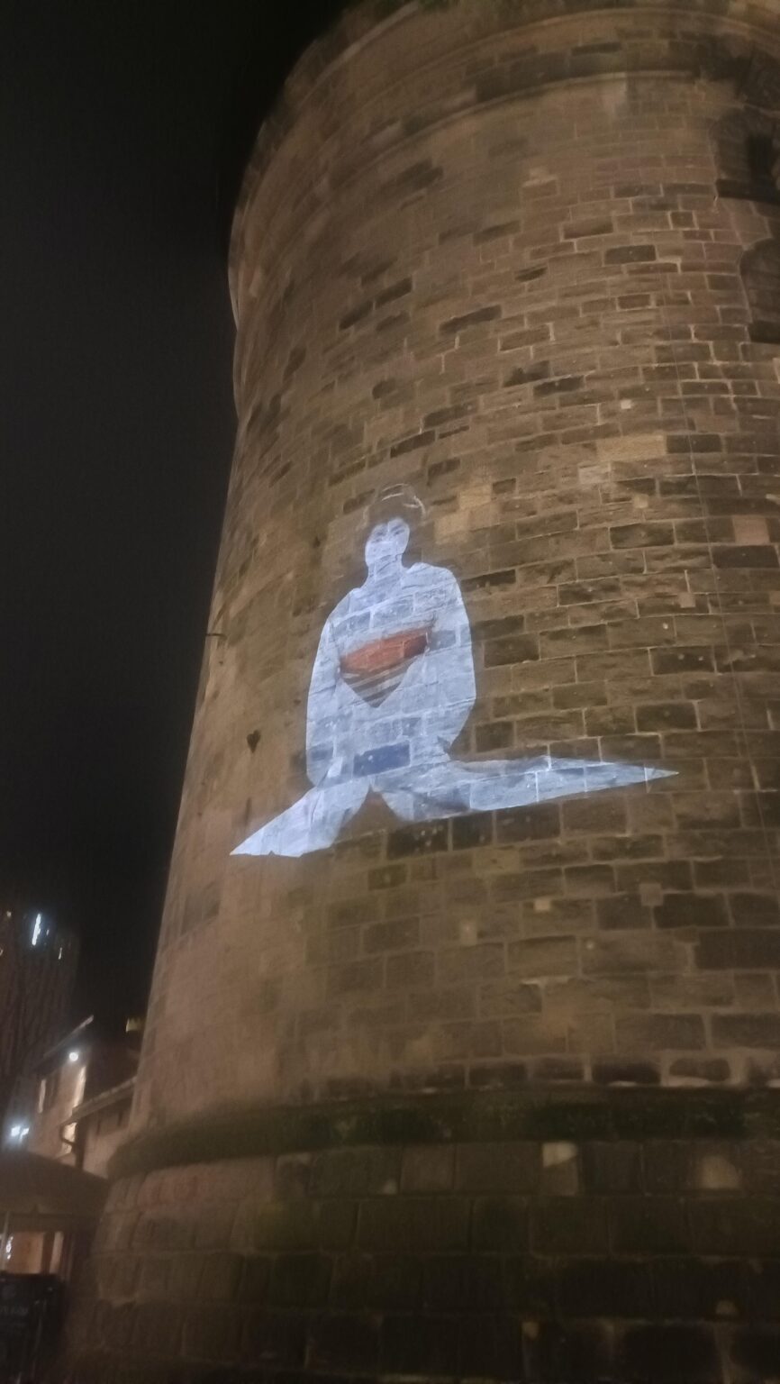 これがドイツの塔に投影されているのを見ました - これは予想していませんでした