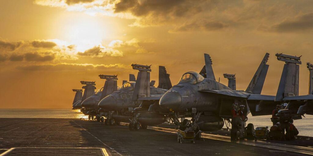 生活費が高騰し医療が奪われる中、トランプ大統領はイランとの選択戦争に1日10億ドルを費やす