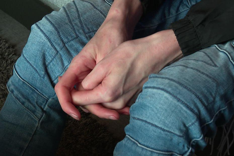 「これは大惨事だ。反ファシストは犯罪者だと言っているのだ」エルワンはネオナチによって死んだまま放置されていた