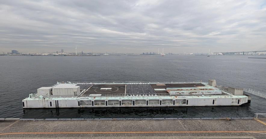 洋上に浮かぶデータセンター 日本郵船やNTT系など5者が実証実験 100％再エネで稼働