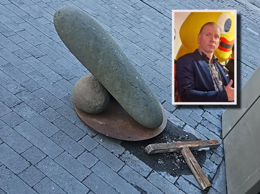 赤の博物館の悪徳人々: 巨大な石の手足を盗もうと - 「持ち上げるのに苦労した」