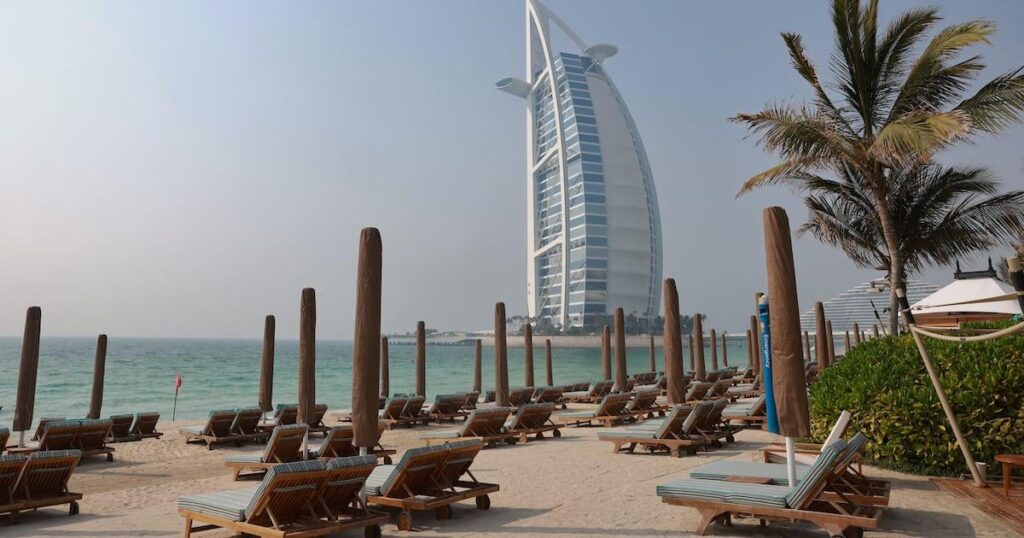 ドバイの夢は終わった。アイルランド駐在員はもはや不信感を保留できない – アイリッシュ・タイムズ