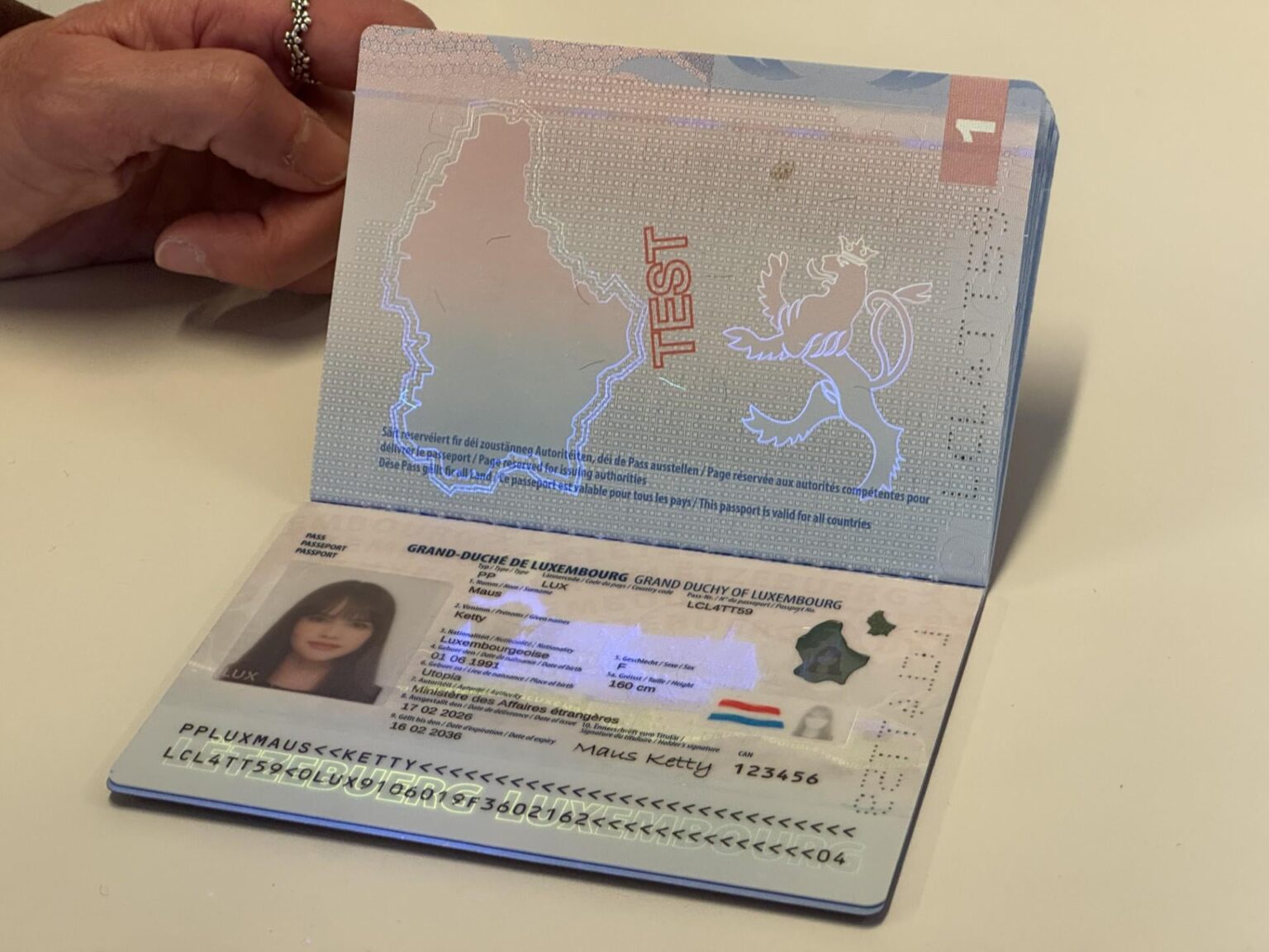 10年パスポートがついに登場