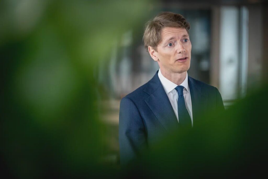 マースク家のトップ人物が選挙運動に介入：「富裕税はデンマークにとって有害で​​ある」