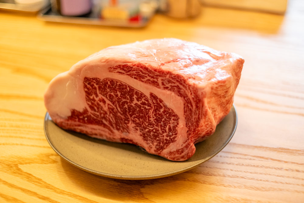 淡路牛の塊肉（リブロース）