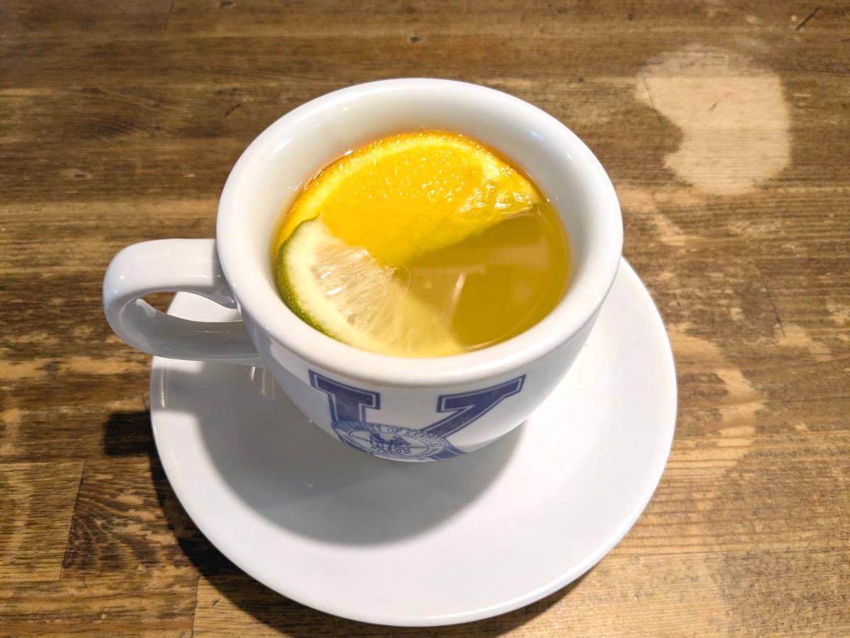 レトロアメリカンが漂う尼崎の『U・K 』でがっつりメニューをお値打ち価格で♪ [画像]