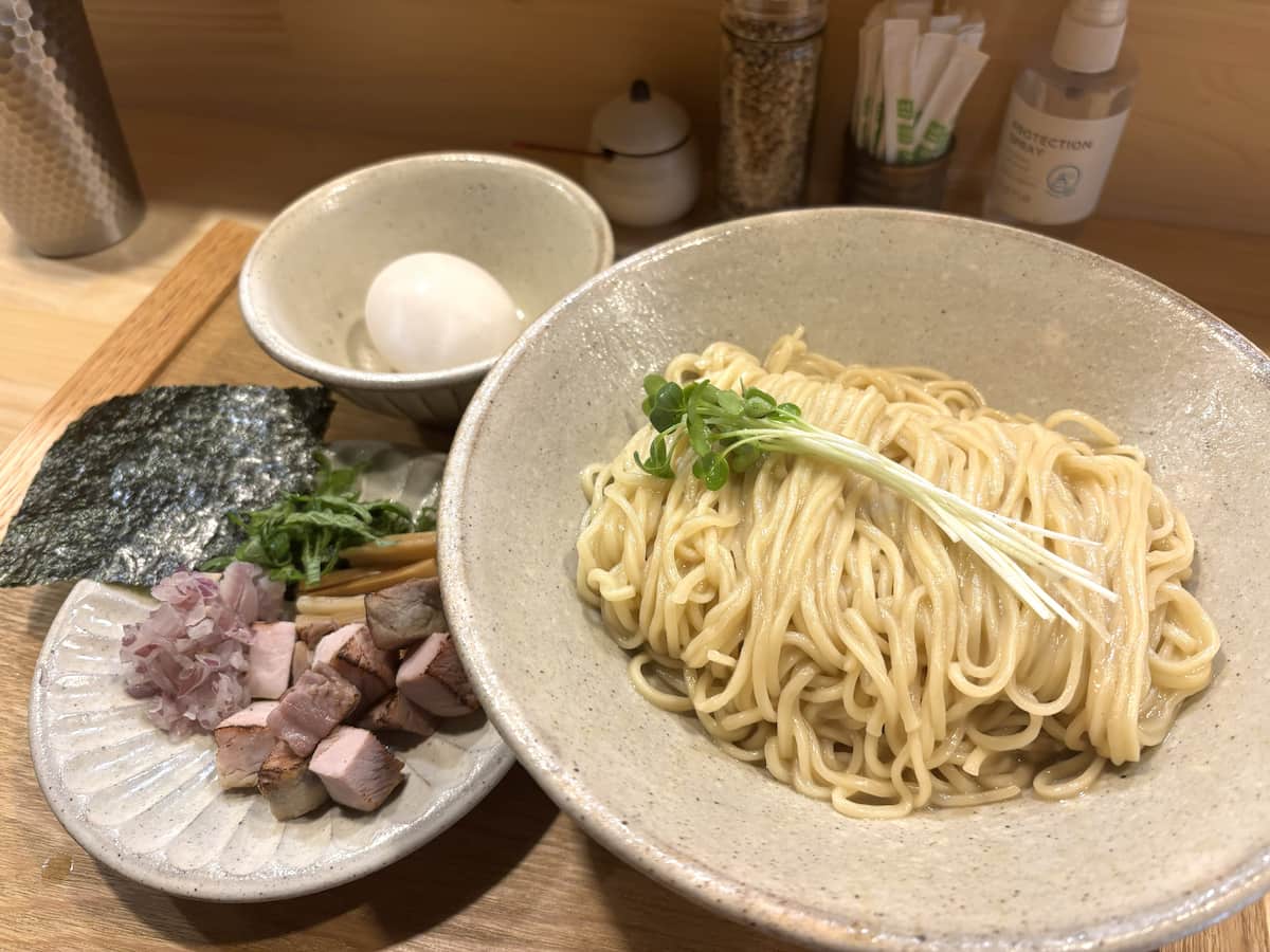 「まぜそば」価格未定※画像の麺量は大盛です