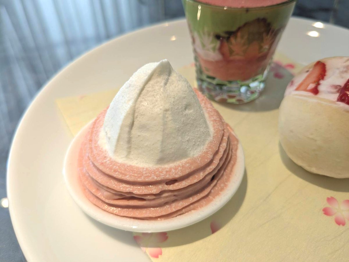 「いちごのイタリアンモンブラン」