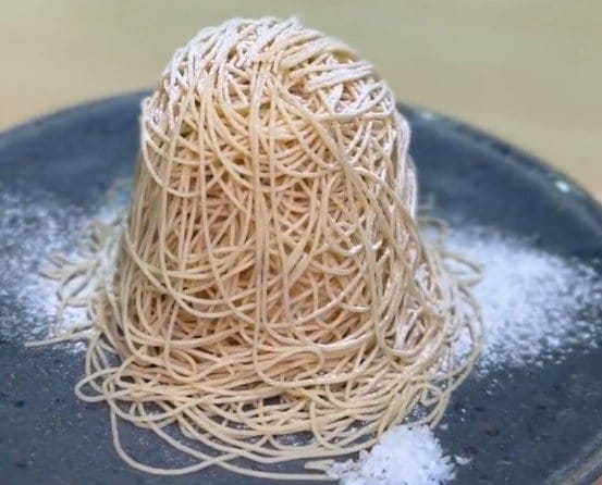 茨城県の道の駅で極細クリームのモンブランを思わず二度見!笠間和栗の絶品スイーツに驚きの声が続出