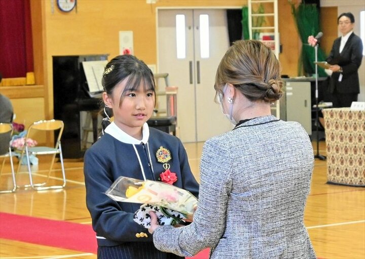 151年の歴史に別れ惜しむ 福島県郡山市逢瀬町の河内小閉校式 4月から統合先の多田野小で