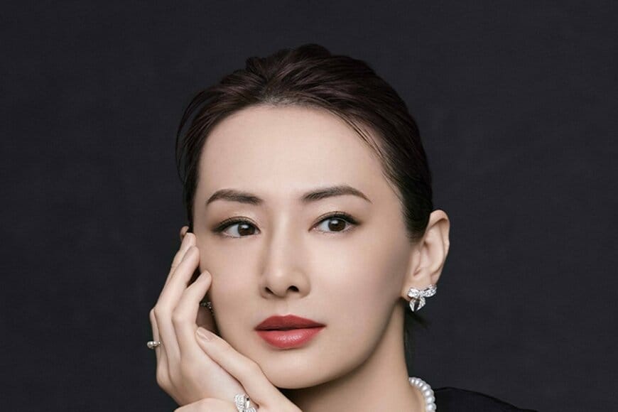 北川景子が島根県に！「出雲大社」観光ショットが話題「全てが神々しい！」「絵になる」「見ているだけで運気が上がりそう」の声　オールブラック私服