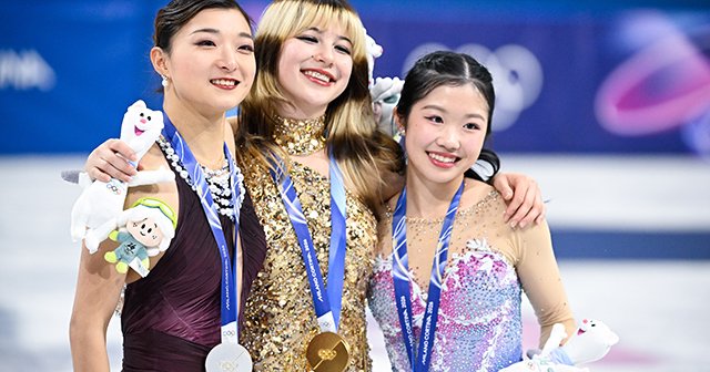 「最も美しい光景の一つだ」冬季五輪“ブラジル史上初の金メダル”級に同国記者が感動したのは…「アリサ・リュウと中井亜美のハグ」だった - フィギュアスケート - Number Web