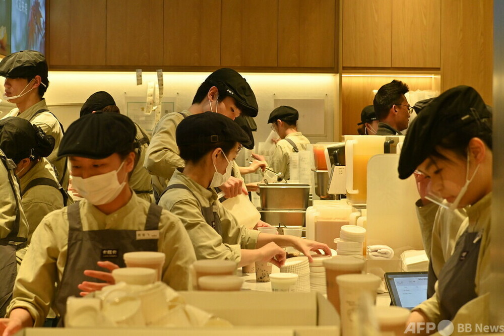 【三里河中国経済観察】総額45億元のAIお年玉合戦　巨頭は競争基盤を築けるか　写真1枚　国際ニュース：AFPBB News