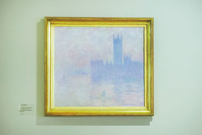 《ロンドン国会議事堂、霧の効果》1903年（63歳）《睡蓮》と並行して制作されたロンドンの題材。