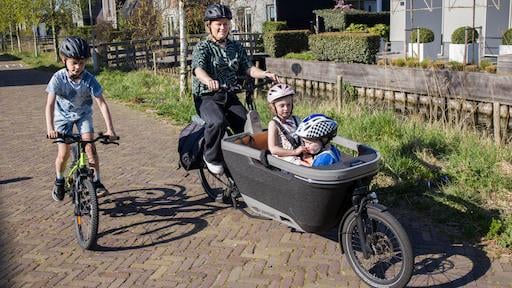 カーゴバイクや自動車による子供の自転車運転スキルに対する大きな懸念