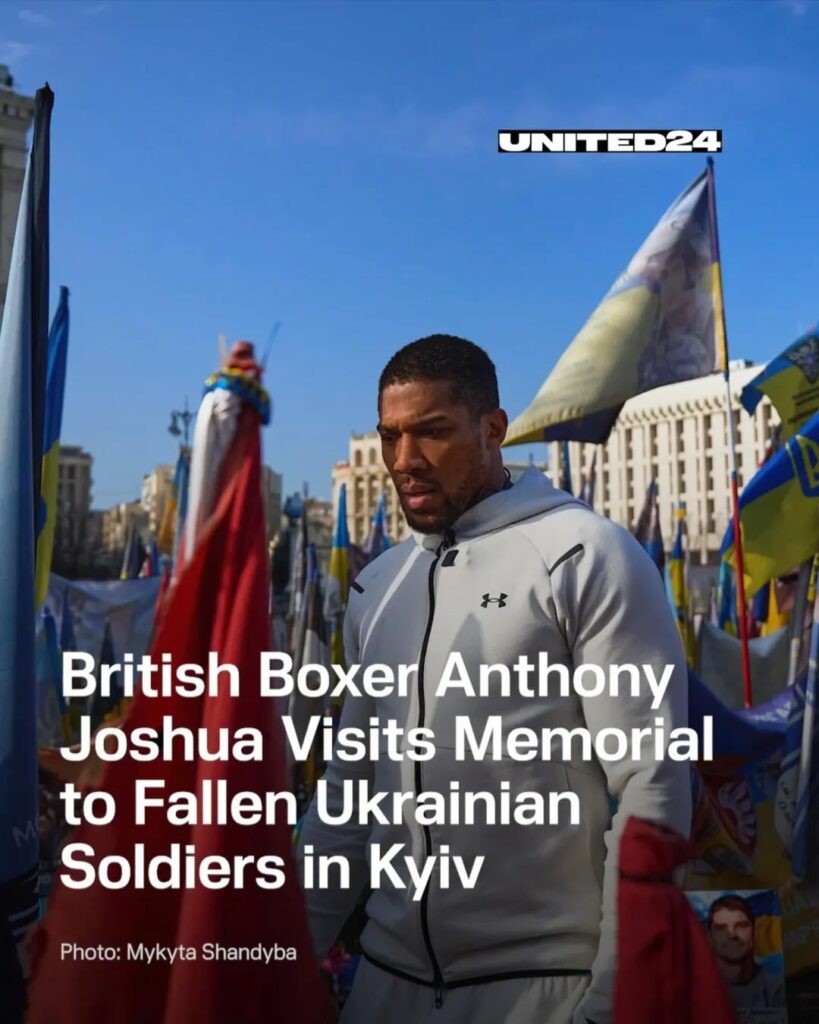 ボクシングの元および現ヘビー級チャンピオン、アンソニー・ジョシュアとオレクサンドル・ウシクがキエフで戦死したウクライナ兵士を追悼