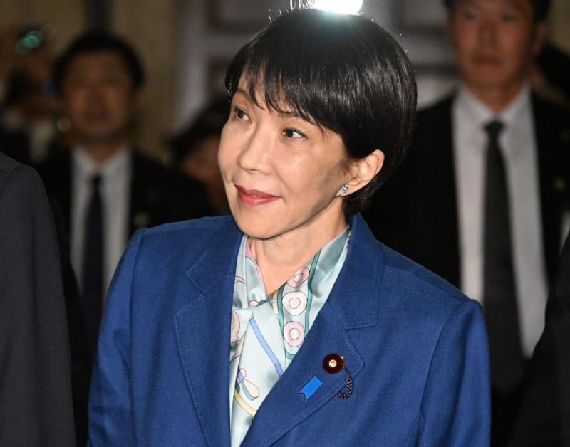 シカイチ「原油が足りねーから中東に戦争吹っ掛けたアメリカから買うわ」