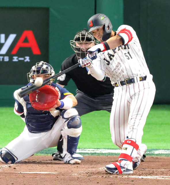 鈴木誠也、衝撃の２打席連発は勝ち越しソロ…大谷翔平とアベック弾　初回にＷＢＣ初アーチで侍３人目の３大大会制覇