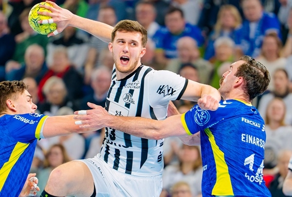 写真 2025/26シーズン DAIKIN ドイツ男子ハンドボール ブンデスリーガ&middot;キルとグムマスバッハの試合の様子、写真出典=キル
