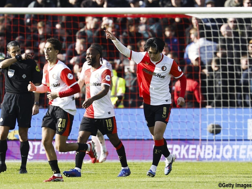 フェイエノールト上田綺世が2試合連続2ゴール! 前半に先制許すもエース躍動で逆転成功 - gekisaka.jp