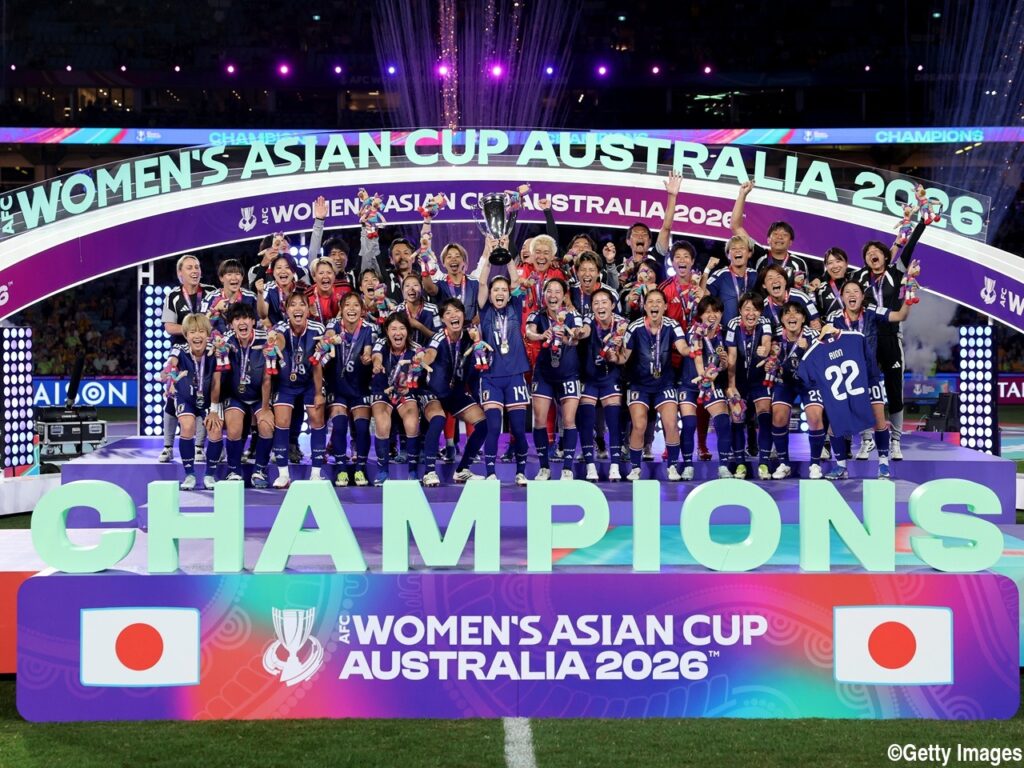 なでしこJが2大会ぶり3度目アジア制覇! 浜野まいかがスーパーミドル優勝弾、開催国オーストラリアの猛攻も全員堅守で守り切る - gekisaka.jp