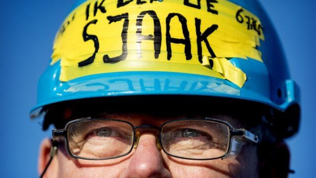 賃金は10パーセント引き上げるべき：「労働組合はもっと厳しくなければならない」