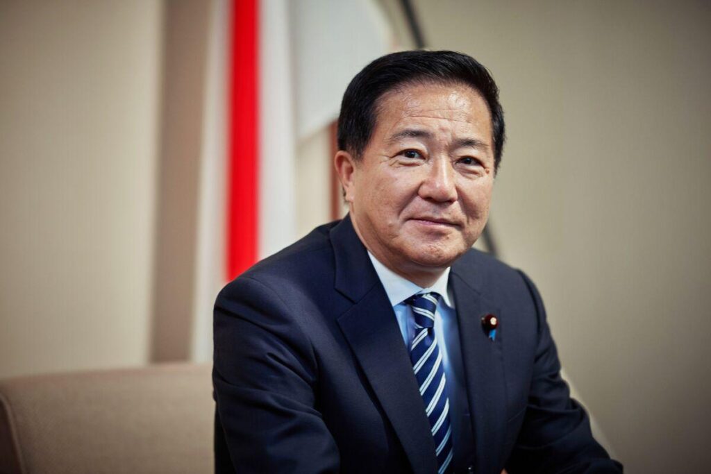 ホルムズ海峡で他国船も護衛を､自衛隊派遣へ特措法提案－自民･長島氏