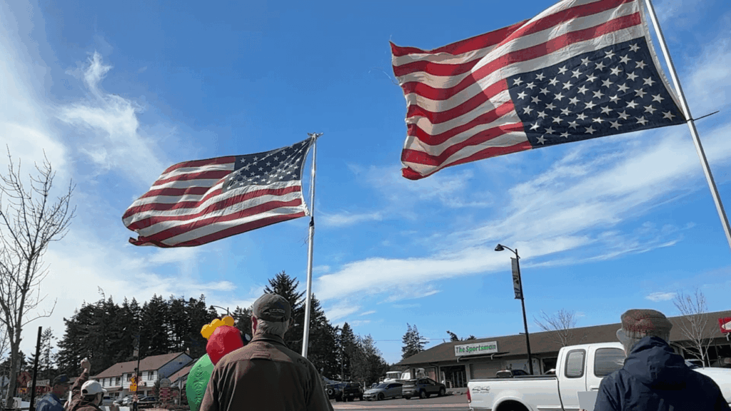 ノーキングス、全米最大の1日非暴力抗議デモに推定800万人が参加