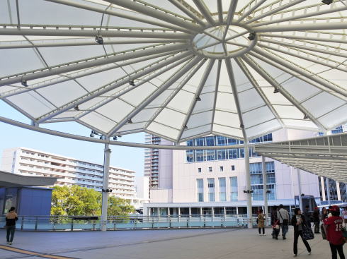 広島新北口 ペデストリアンデッキが完成