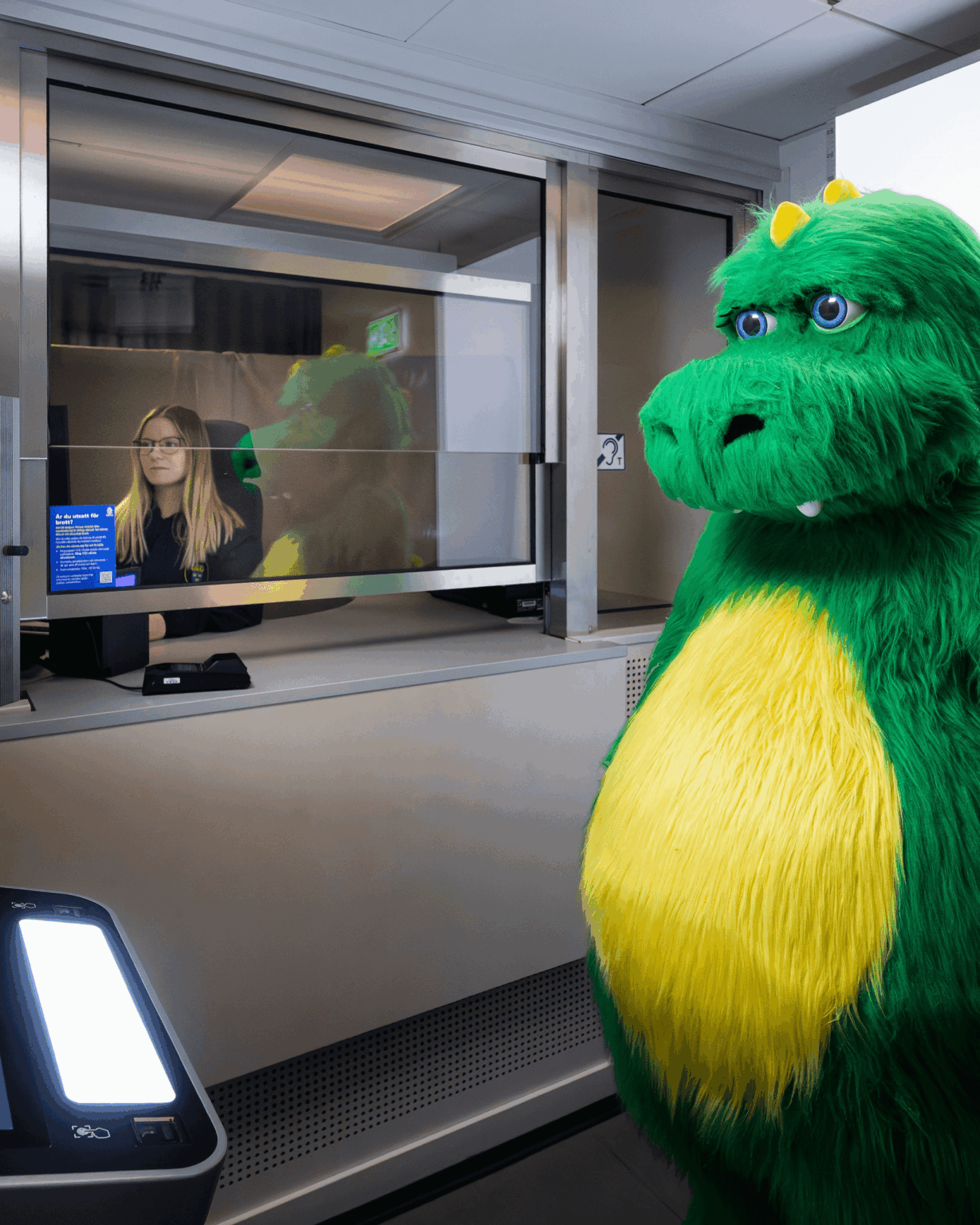 警察はインターネット上で最も優れた写真をアップロードした可能性がある