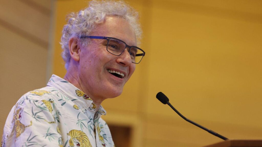 米国のノーベル医学賞受賞者がポーランド国籍取得を申請