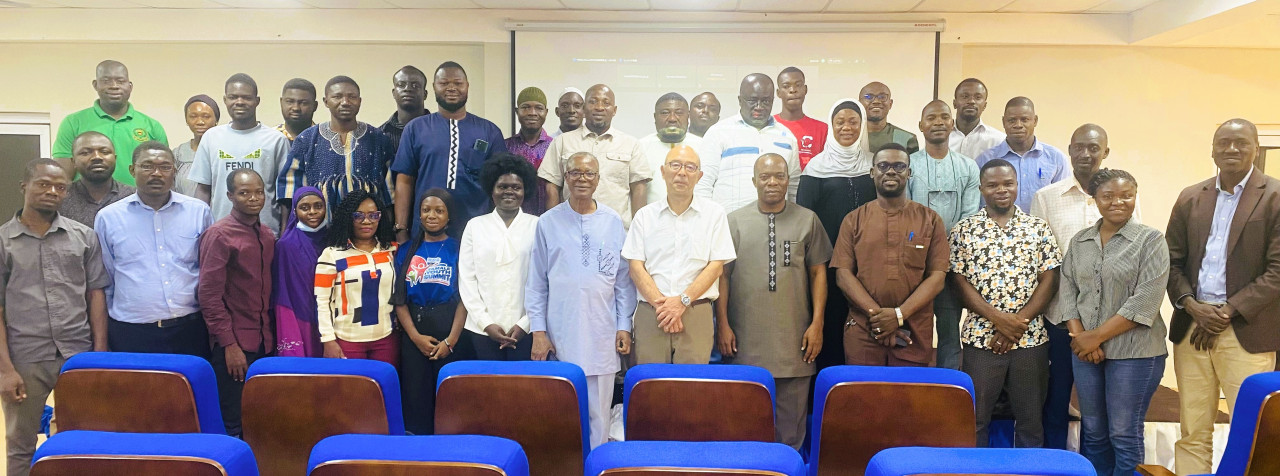 参加者との記念撮影