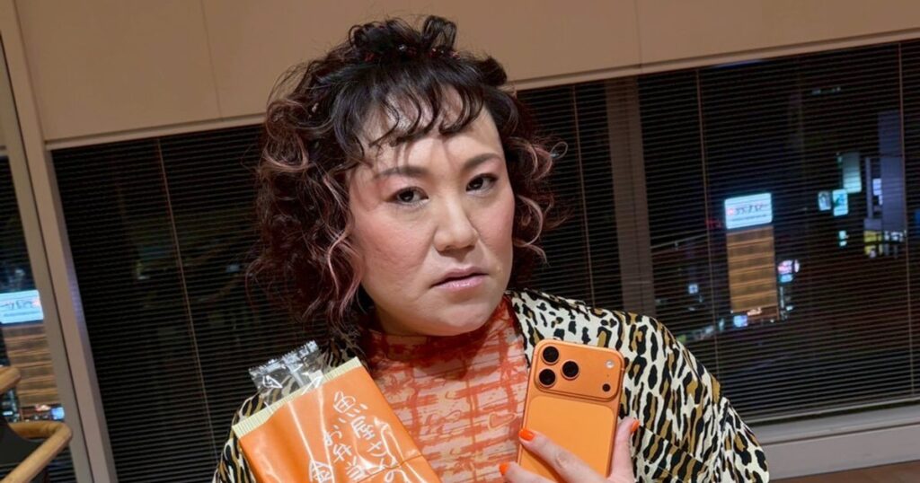 バービーがアメリカとイスラエルのイラン攻撃のニュースに自分でも驚くほど落ち込んだ理由(バービー) | FRaU バービーがアメリカとイスラエルのイラン攻撃のニュースに自分でも驚くほど落ち込んだ理由(バービー) | FRaU