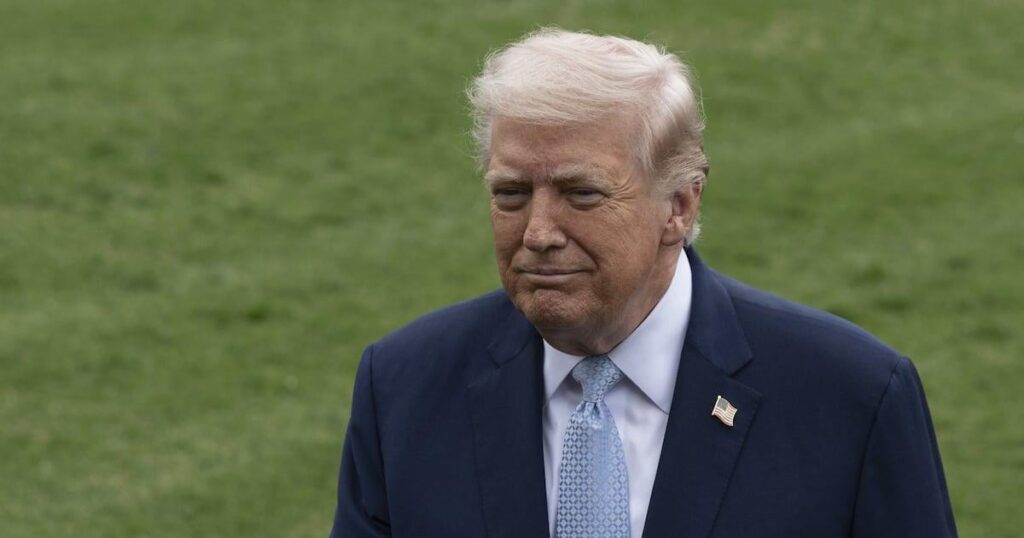 トランプ大統領、戦争終結後の週末をマール・ア・ラーゴでパーティーで過ごす