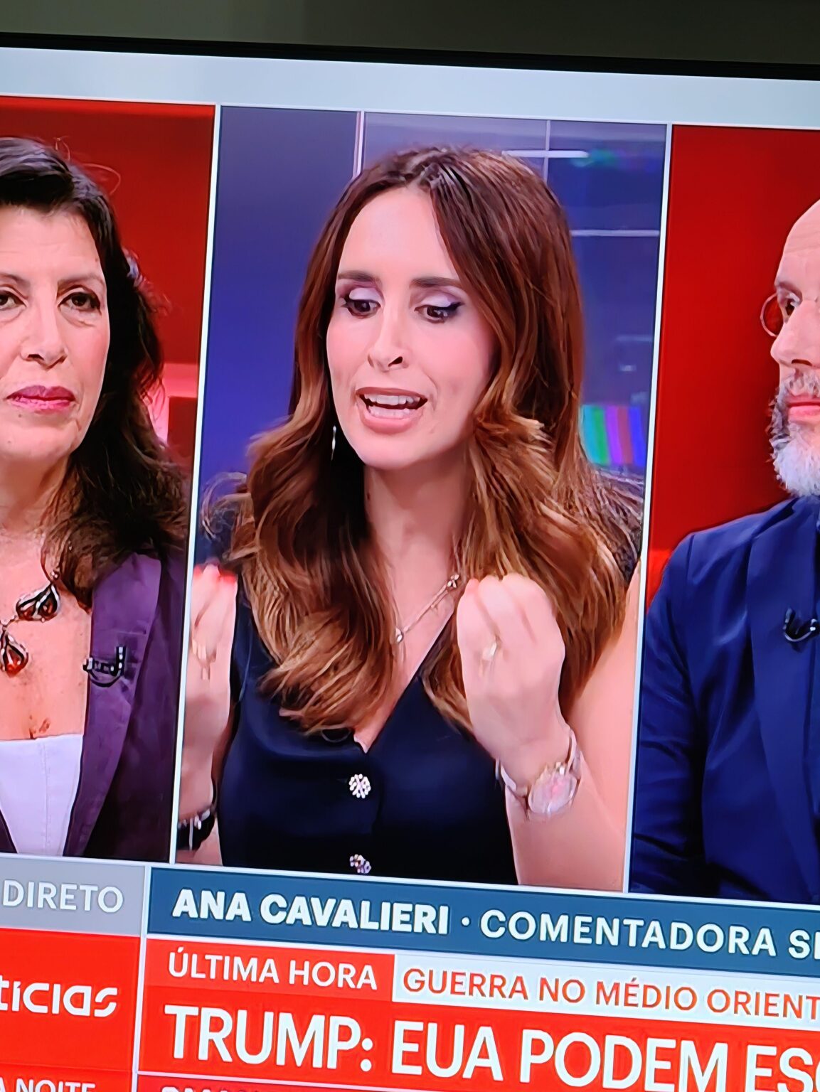 コメンテーター アナ・カヴァリエリ