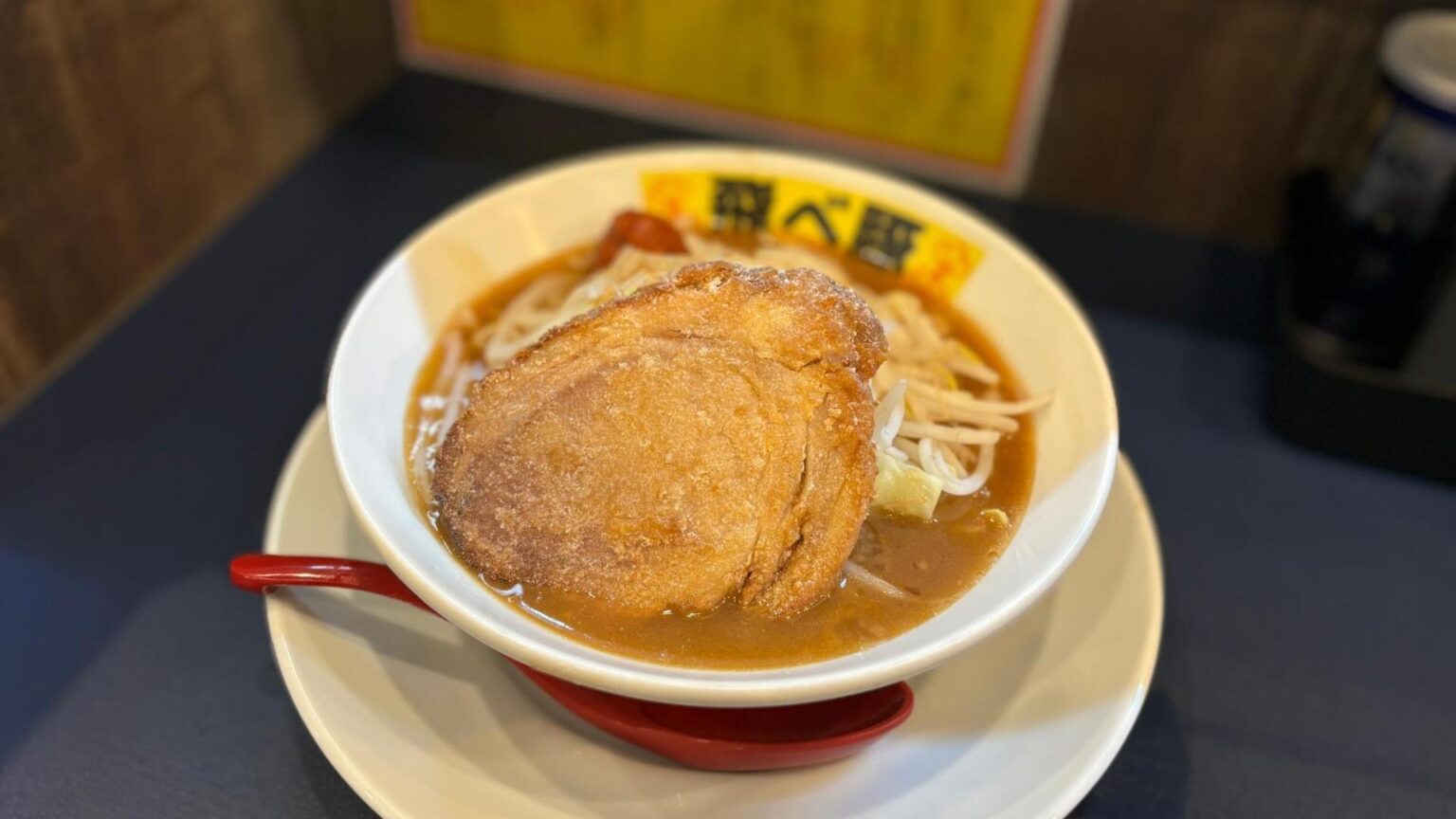 【高松市】こってり濃厚スープがクセになる♪コールなしで注文できる二郎系ラーメン（鈴木広子） - エキスパート - Yahoo!ニュース