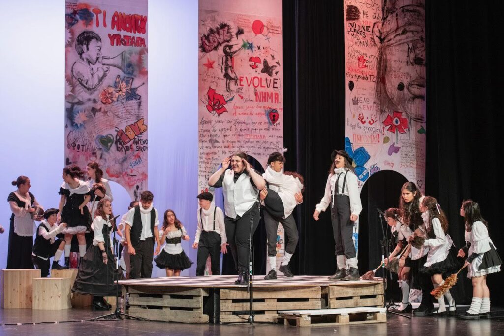 全都市から56の公演が行われ、第37回全キプロス学校演劇大会が開催される