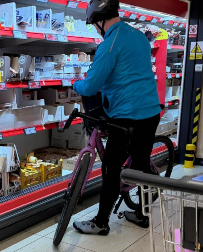 最も奇妙な/最悪の経験をサイクリストと共有しましょう