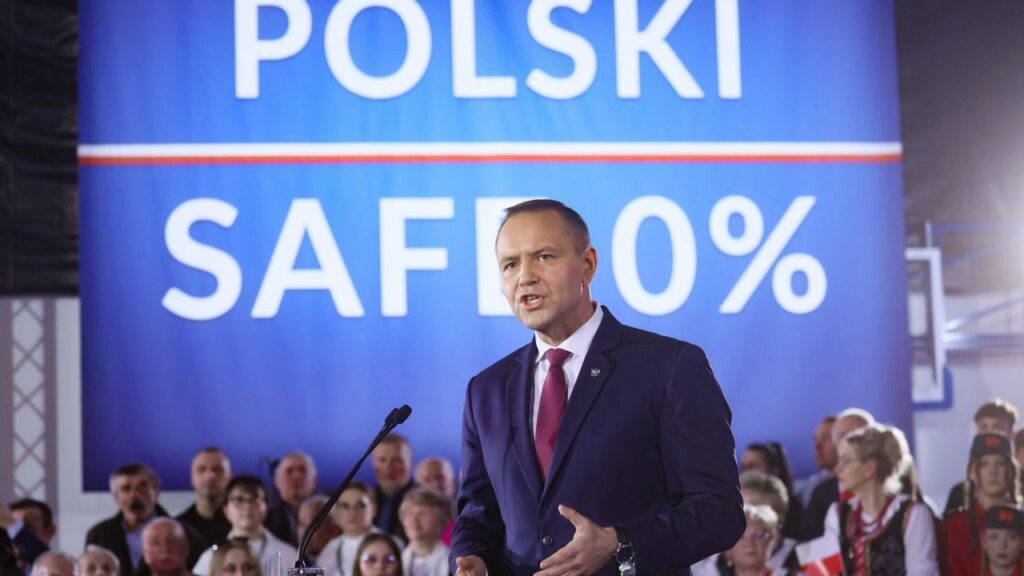 ほとんどのポーランド人が巨額のEU防衛融資に対する大統領の拒否権に反対：調査